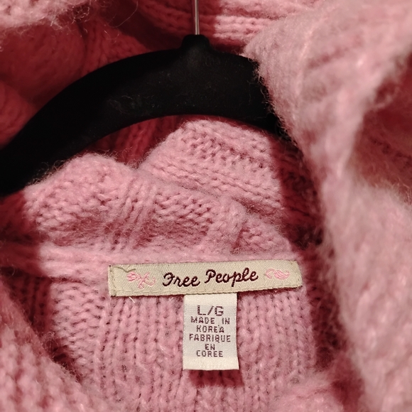 Free People Pink Cable Knit Cardigan - Picture 2 of 7